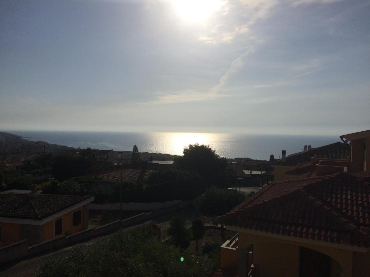 Casa Vacanze Sunset Кастельсардо Екстер'єр фото